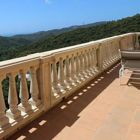 4 Bedroom Gorgeous In Sant Cebria De Vallalt * Sant Cebrià de Vallalta